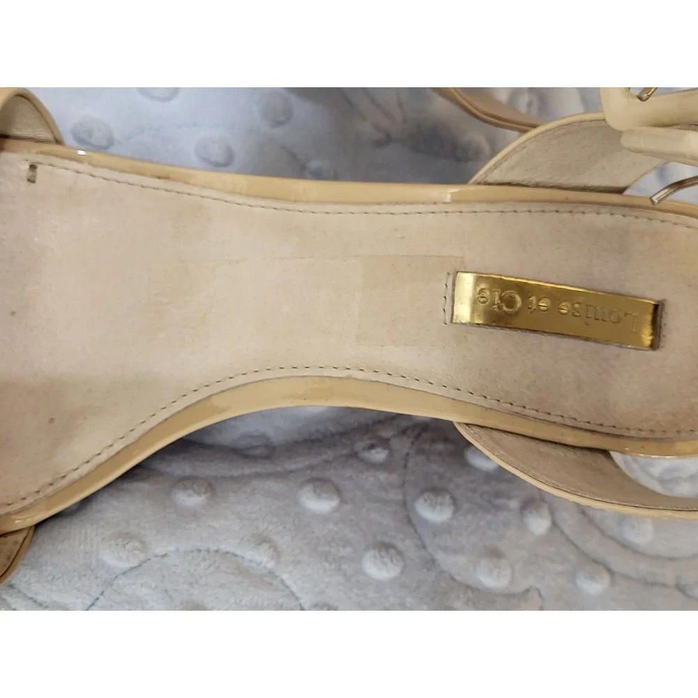 Louise et Cie Punya Nude Patent Leather Wood Wedge Sandals Womens 9.5W EU 41